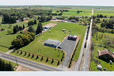 12420 Lancaster Road, Oakdale, CA 95361 - Photo 3