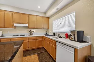 9089 Quail Terrace Way, Elk Grove, CA 95624 - Photo 15