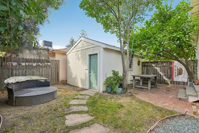 3425 50th Street, Sacramento, CA 95820 - Photo 25