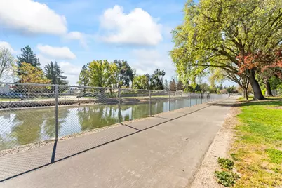 7381 Marani Way, Sacramento, CA 95831 - Photo 3