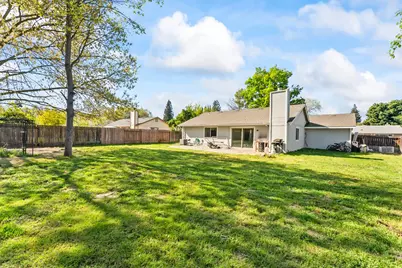 7381 Marani Way, Sacramento, CA 95831 - Photo 29