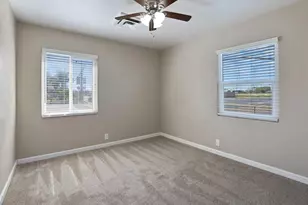 825 W Center St, Manteca, CA 95337 - Photo 15