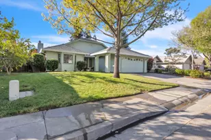 2640 Albany Ave, Davis, CA 95618 - Photo 3