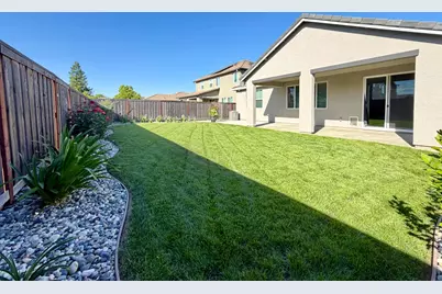 1626 Stepney Way, Plumas Lake, CA 95961 - Photo 35