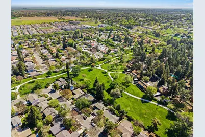 404 Cabrillo Avenue, Davis, CA 95616 - Photo 35