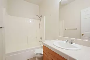 1911 Lexington Dr, Lodi, CA 95242 - Photo 15