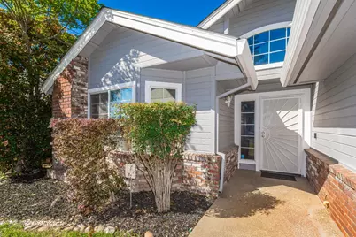 8127 Aztec Way, Antelope, CA 95843 - Photo 5