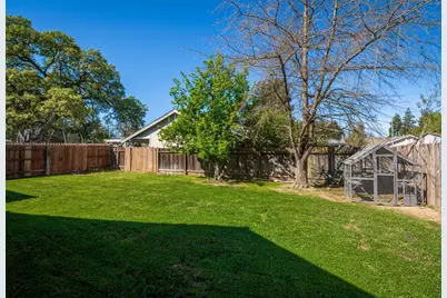 8127 Aztec Way, Antelope, CA 95843 - Photo 31