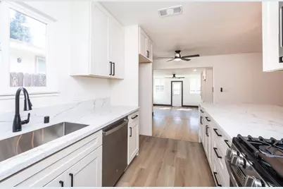 7800 Watson Way, Citrus Heights, CA 95610 - Photo 11