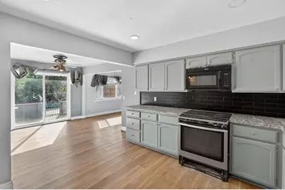 6741 Steiner Drive, Sacramento, CA 95823 - Photo 13