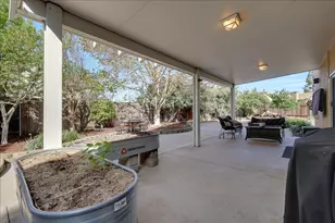 8772 Newry Ct, Elk Grove, CA 95624 - Photo 65