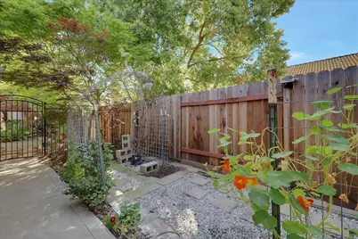 8772 Newry Court, Elk Grove, CA 95624 - Photo 55