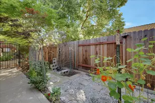 8772 Newry Ct, Elk Grove, CA 95624 - Photo 55