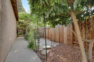 8772 Newry Ct, Elk Grove, CA 95624 - Photo 53