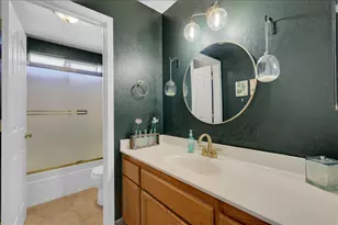 8772 Newry Ct, Elk Grove, CA 95624 - Photo 31