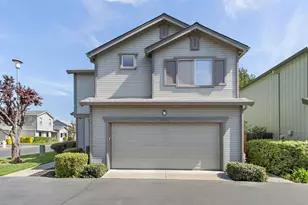 6334 Laguna Mirage Ln, Elk Grove, CA 95758 - Photo 43