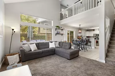 6334 Laguna Mirage Lane, Elk Grove, CA 95758 - Photo 9