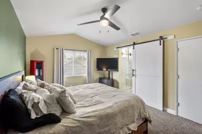 6334 Laguna Mirage Lane, Elk Grove, CA 95758 - Photo 29