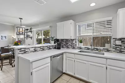 6334 Laguna Mirage Lane, Elk Grove, CA 95758 - Photo 19