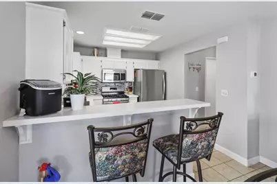 6334 Laguna Mirage Lane, Elk Grove, CA 95758 - Photo 15