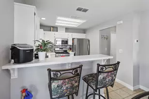 6334 Laguna Mirage Ln, Elk Grove, CA 95758 - Photo 15