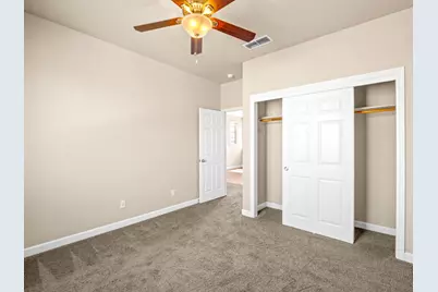 1178 Blackwood Avenue, Clovis, CA 93619 - Photo 53