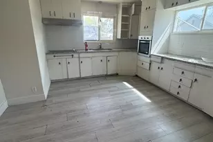 2420 W Acacia St, Stockton, CA 95203 - Photo 5