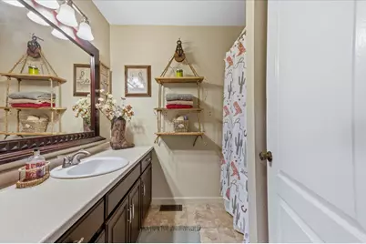 18835 Hilltop Road, Penn Valley, CA 95946 - Photo 19