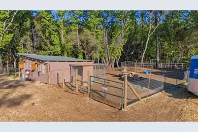 18835 Hilltop Road, Penn Valley, CA 95946 - Photo 53