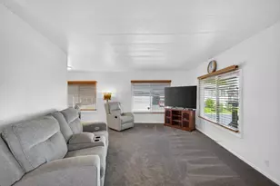 Marshall Dr, Sacramento, CA 95842 - Photo 11