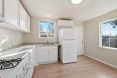 1008 Gemini Court, Modesto, CA 95355 - Photo 19