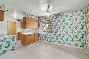 4527 Ulysses Dr, Sacramento, CA 95864 - Photo 13