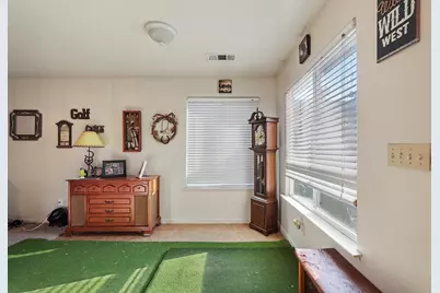 208 Riverside Avenue, Chowchilla, CA 93610 - Photo 7