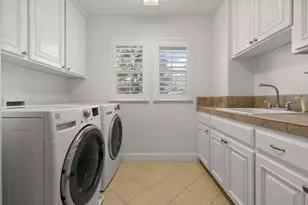 19 Waters Cove Ct, Sacramento, CA 95831 - Photo 31