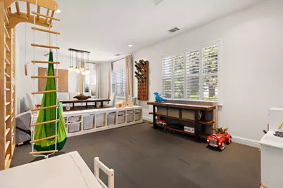 19 Waters Cove Court, Sacramento, CA 95831 - Photo 17