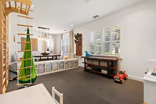 19 Waters Cove Ct, Sacramento, CA 95831 - Photo 17