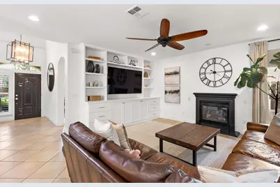 19 Waters Cove Court, Sacramento, CA 95831 - Photo 13