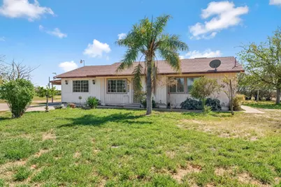 7990 S McMullin Grade, Fresno, CA 93706 - Photo 3