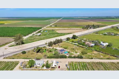 7990 S McMullin Grade, Fresno, CA 93706 - Photo 35