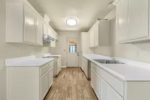 7990 S McMullin Grade, Fresno, CA 93706 - Photo 11