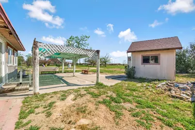 7990 S McMullin Grade, Fresno, CA 93706 - Photo 27