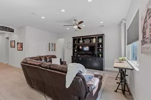 1425 Wadsworth Cir, Roseville, CA 95747 - Photo 7