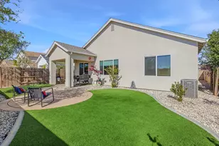 1425 Wadsworth Cir, Roseville, CA 95747 - Photo 3