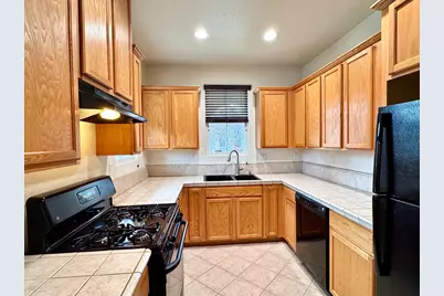 2473 Huckleberry Circle, West Sacramento, CA 95691 - Photo 7