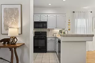 284 Marsalla Dr, Folsom, CA 95630 - Photo 9