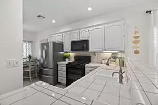 284 Marsalla Dr, Folsom, CA 95630 - Photo 27