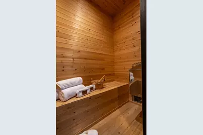 10312 Fox Borough Drive, Oakdale, CA 95361 - Photo 19