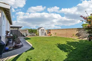 1623 Vosspark Way, Sacramento, CA 95835 - Photo 27