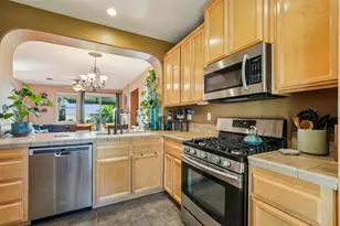 1623 Vosspark Way, Sacramento, CA 95835 - Photo 11