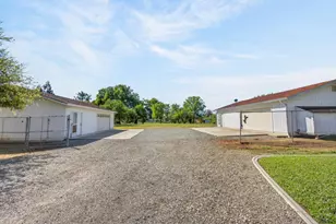 3167 Baseline Rd, Roseville, CA 95747 - Photo 53